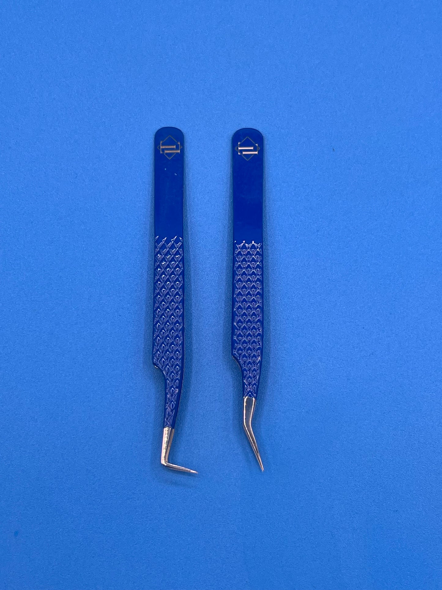 Fiber Tip Volume Tweezer