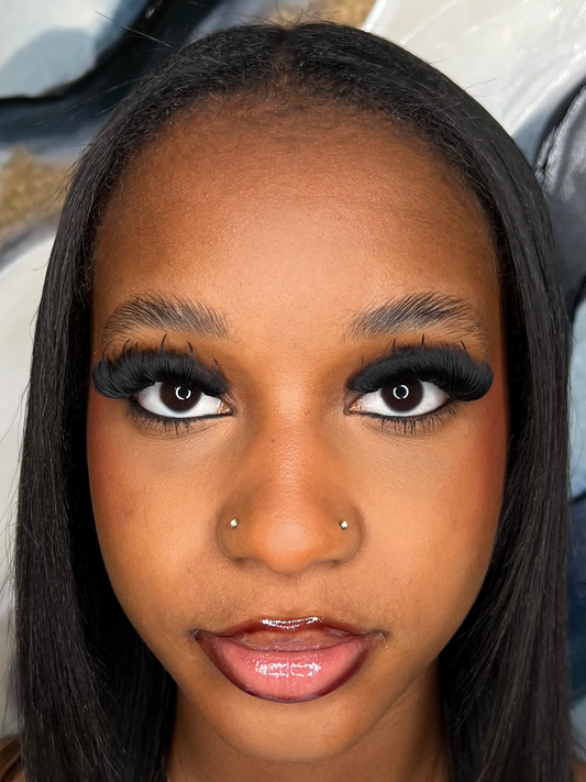 The Mega Volume Lash Fan Tutorial